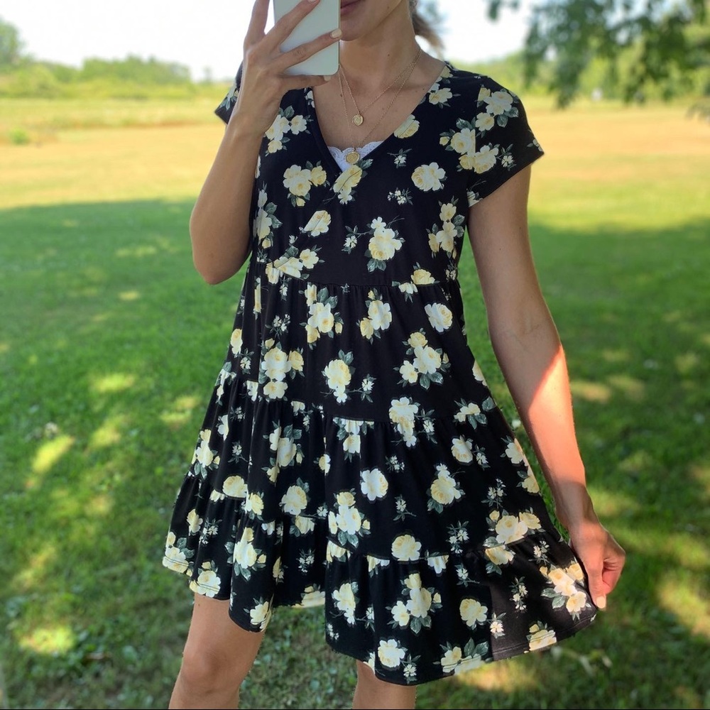 Hollister Babydoll Floral Dress - M